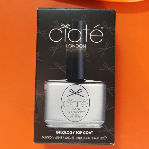 Makeup - Picture 3 of 7